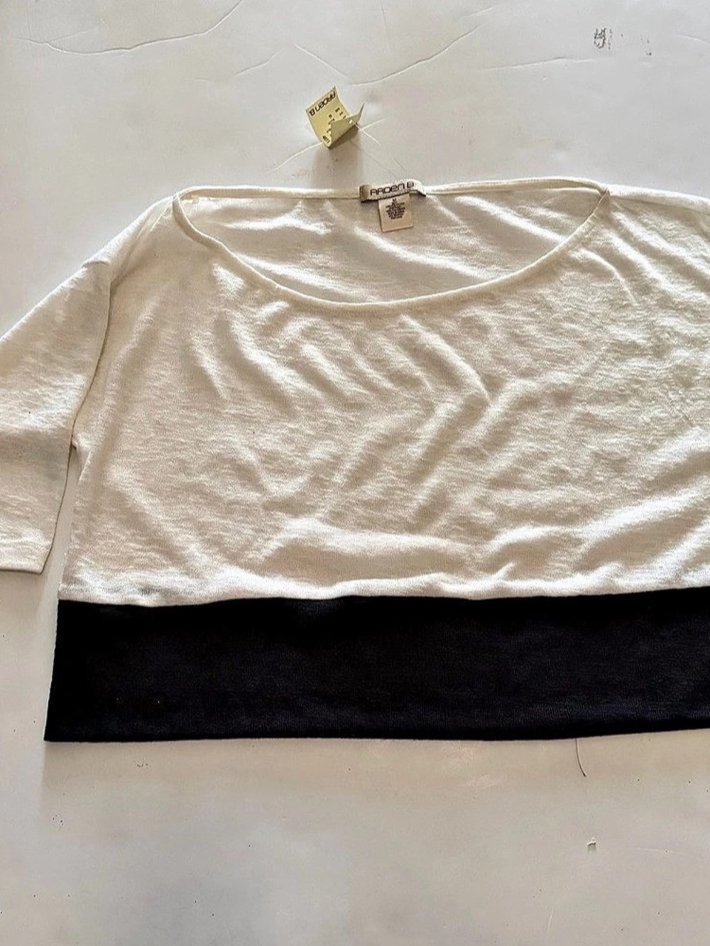 Arden B. Color Block Top in White & Black Size Medium NWT